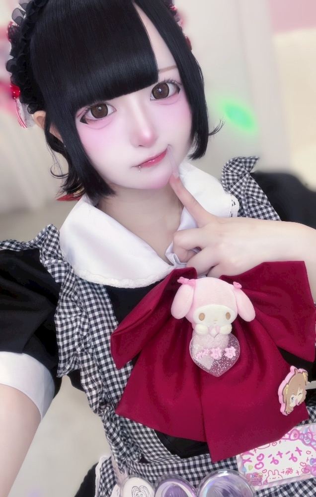 なな