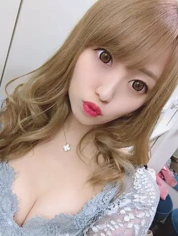 紫月 あやか