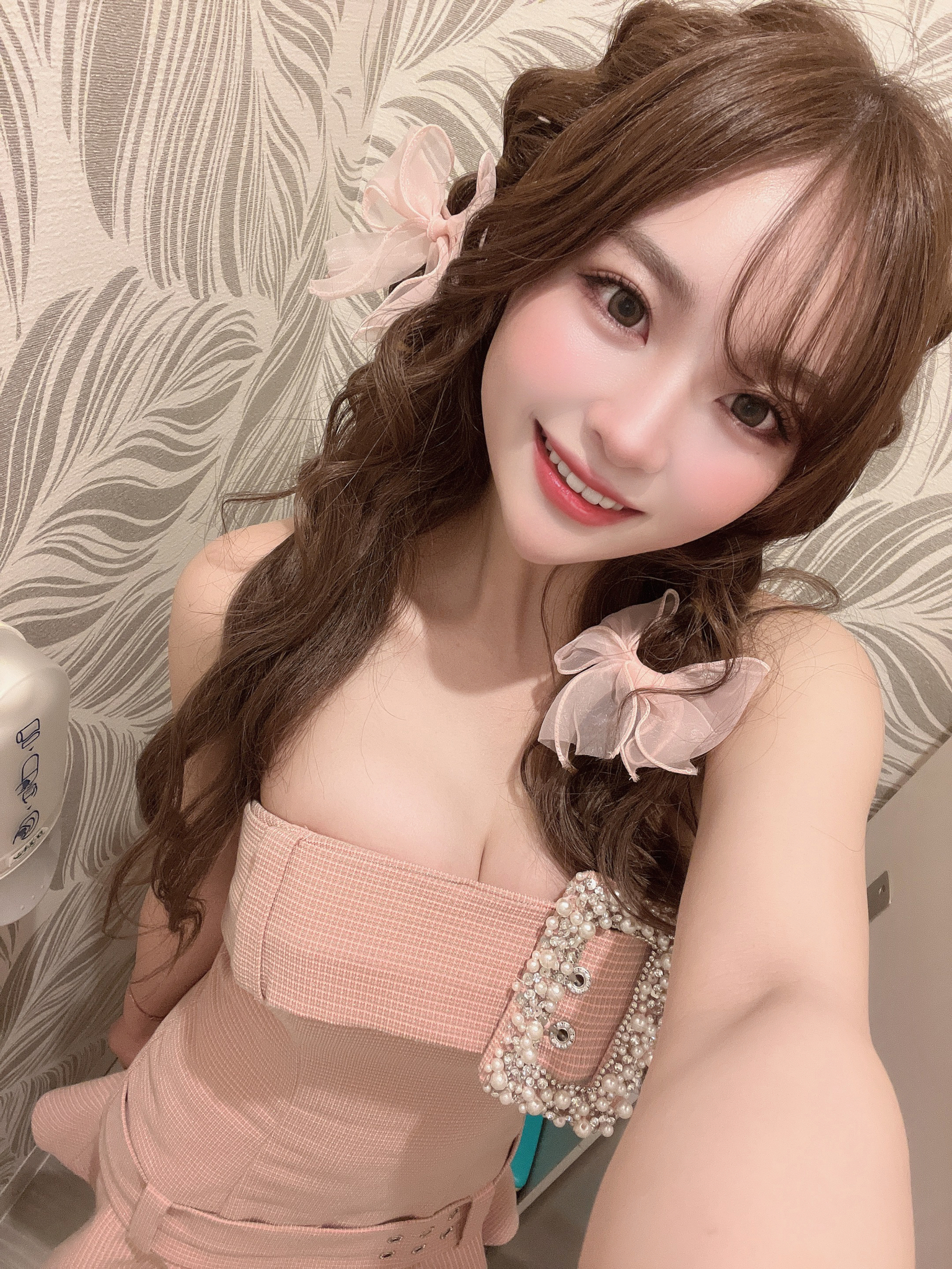 つき