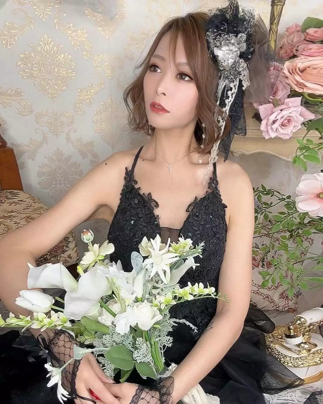 華咲 レオナ