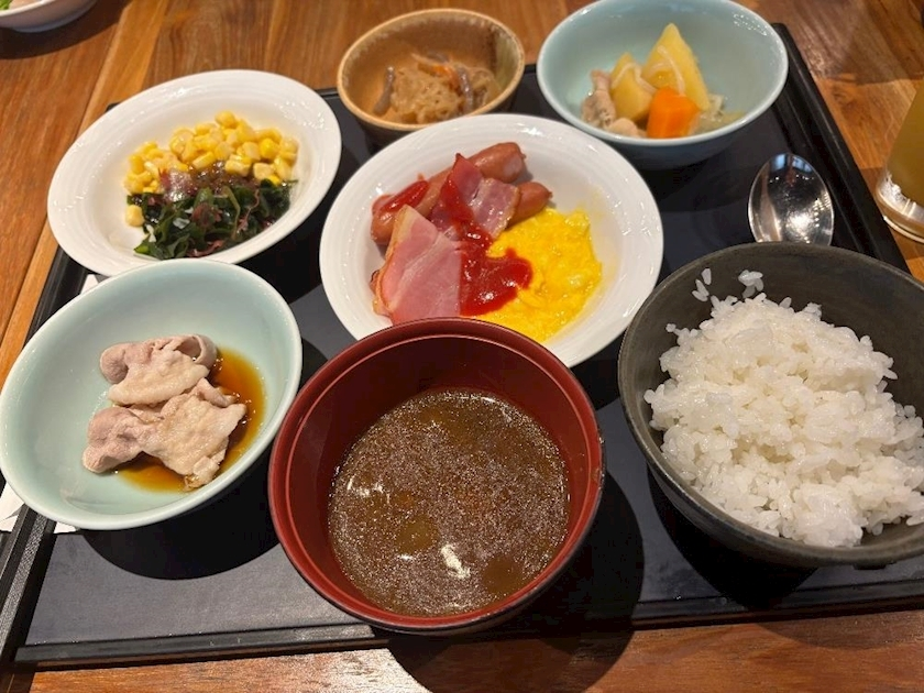 小川 真央