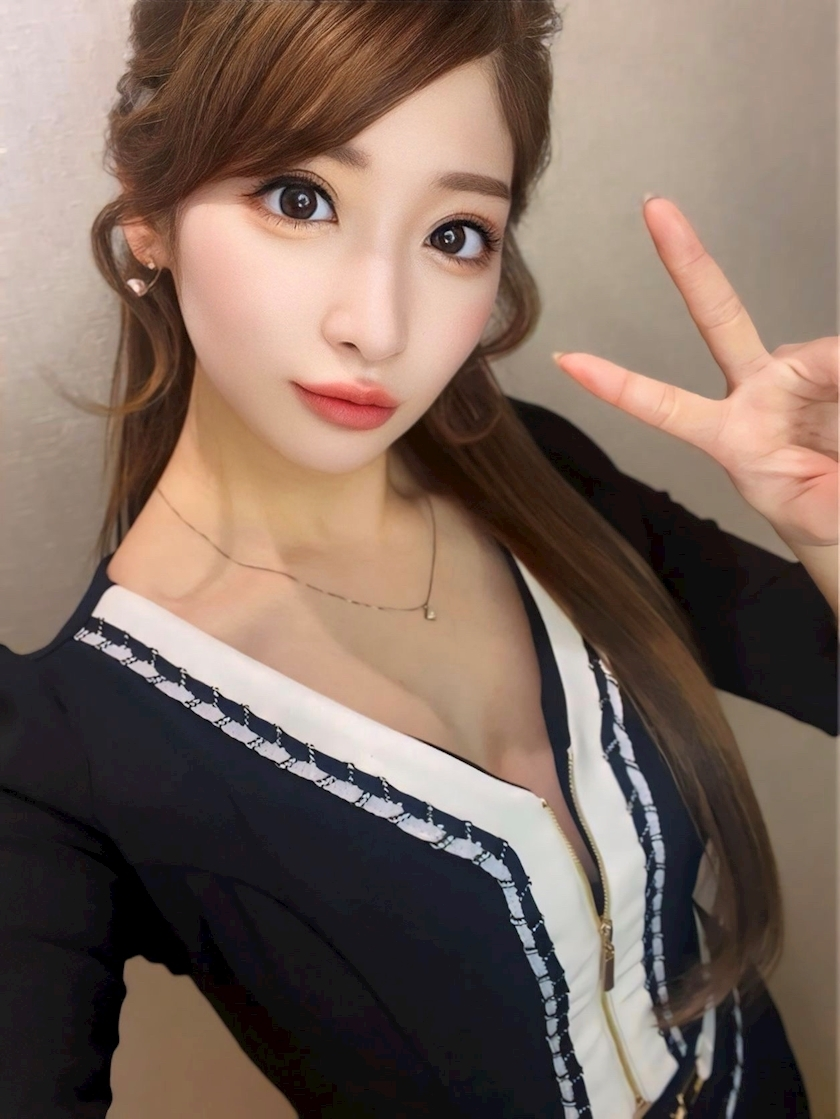 美波 あいか