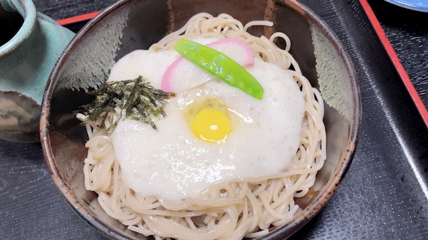 愛羽 仁美