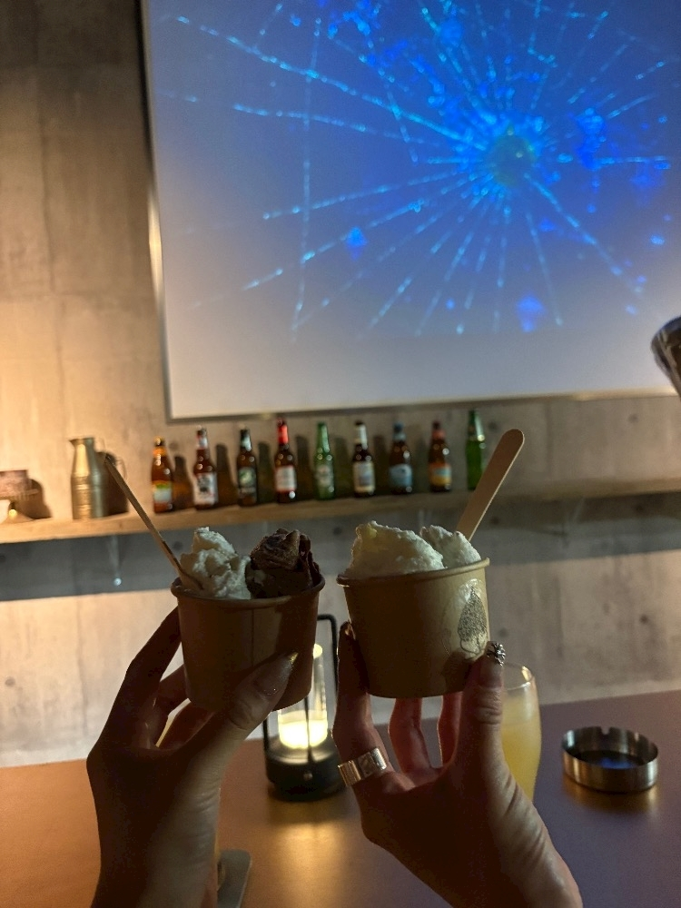 葉月 ひろみ