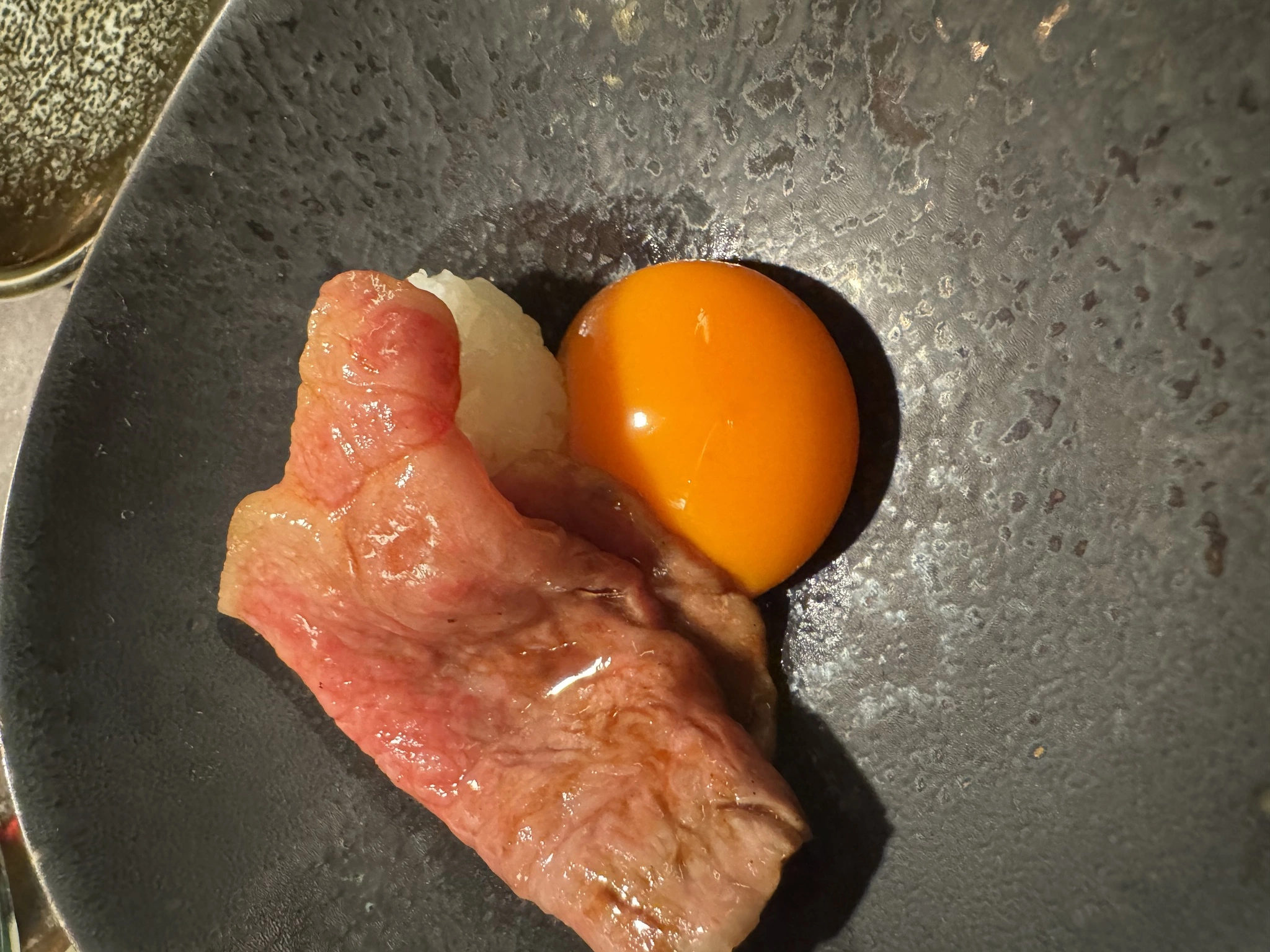 にこる