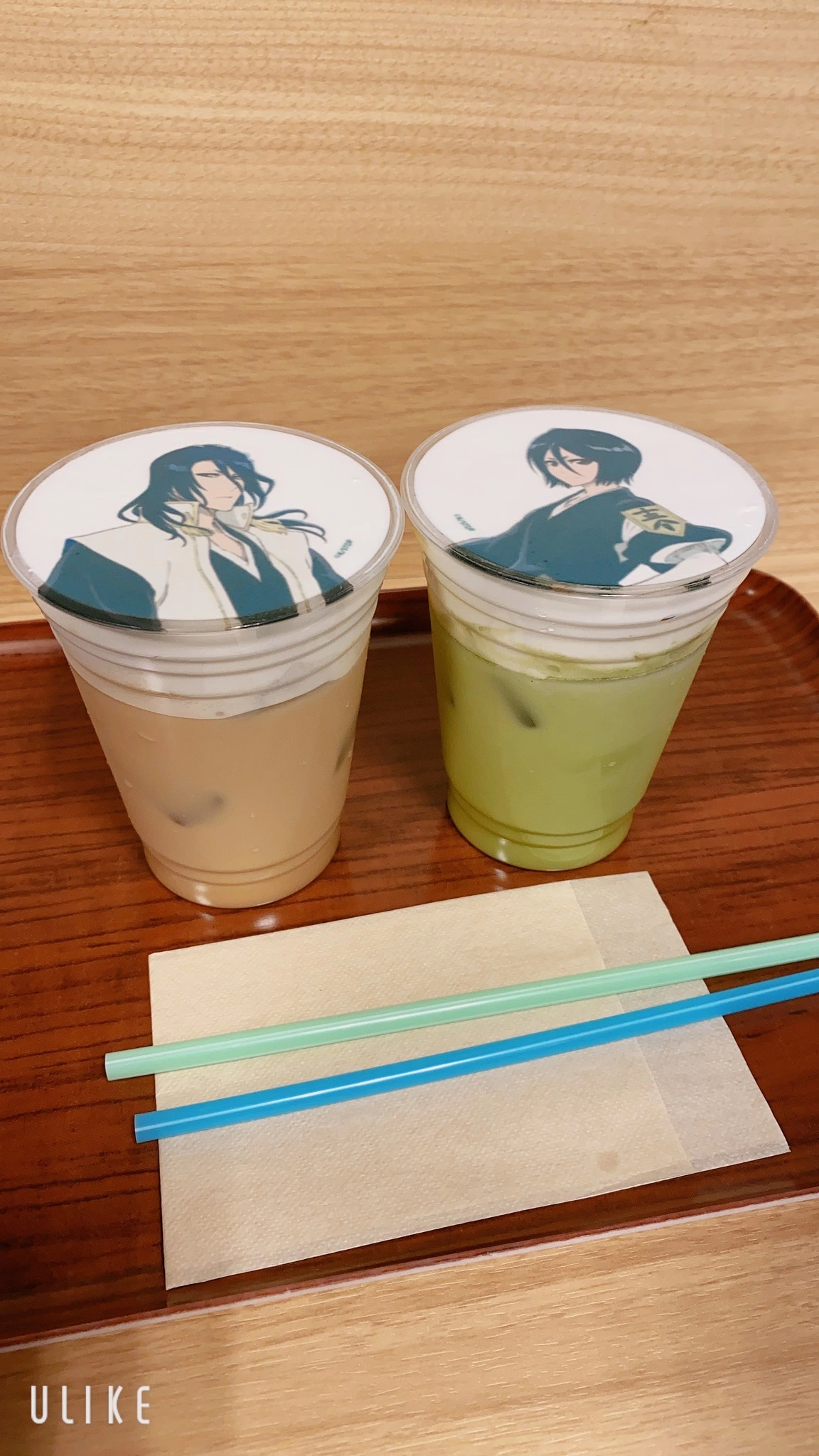 つき
