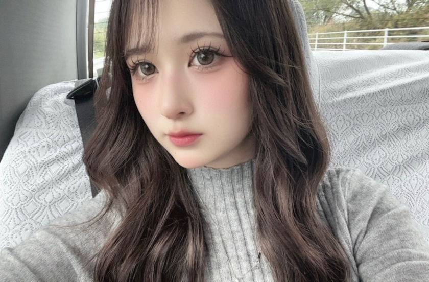 真白 あい