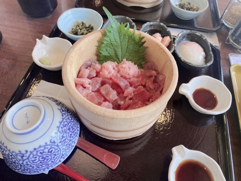 美吉 アユム