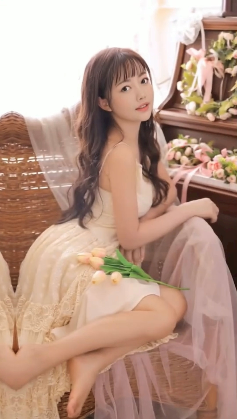 妃 えりな
