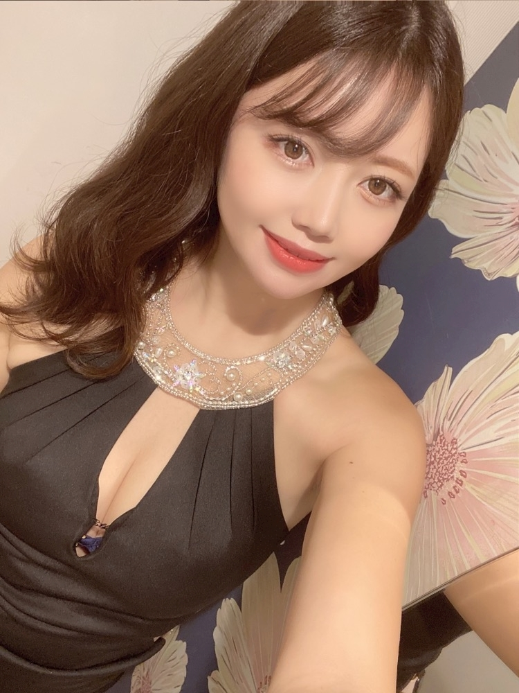 妃 えりな