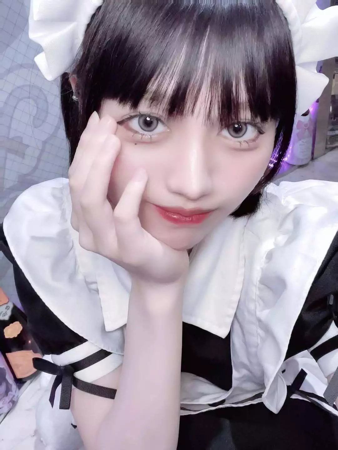 てぃな