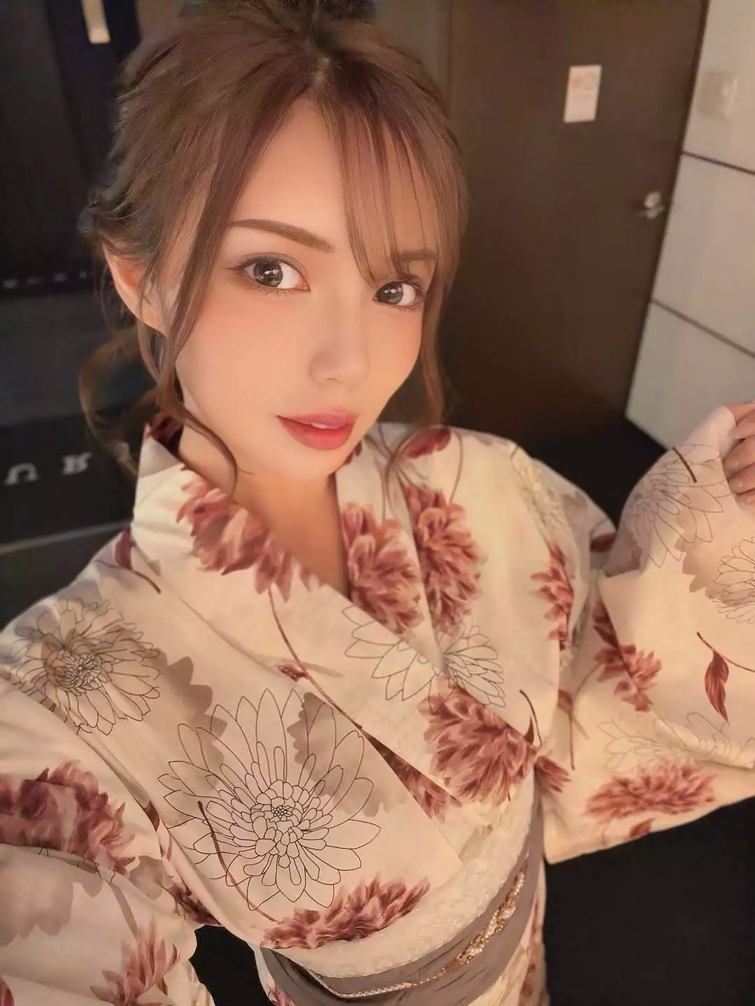 けいな