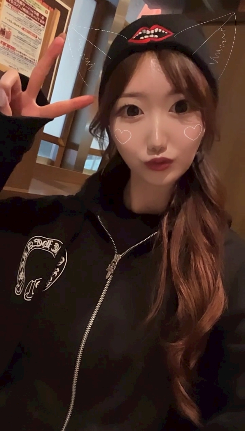 美波 ななみ