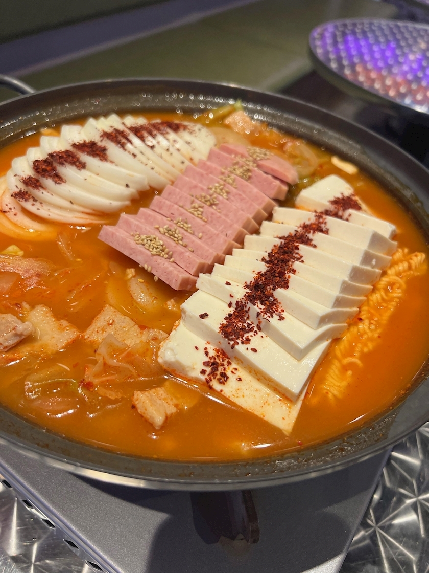華月 まお