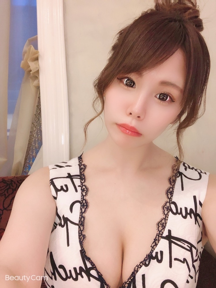 亜紗倉 しづか
