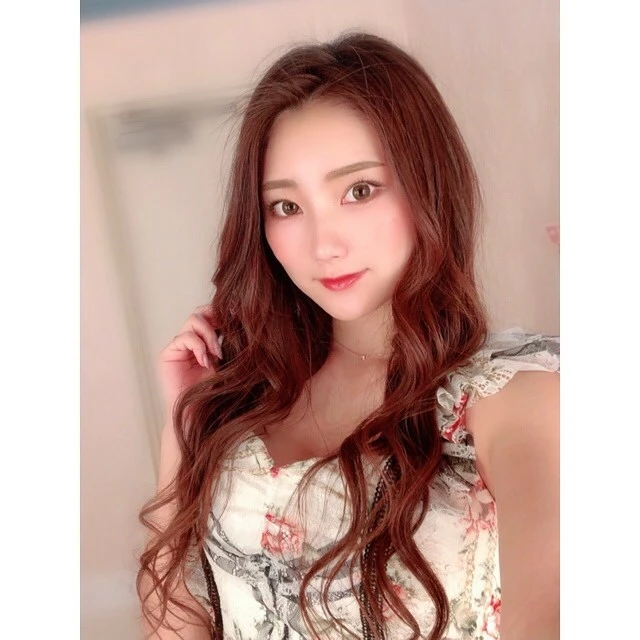 桜庭 えれな