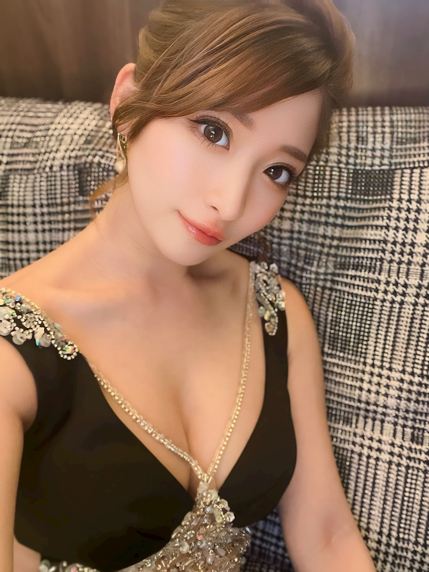 美波 あいか