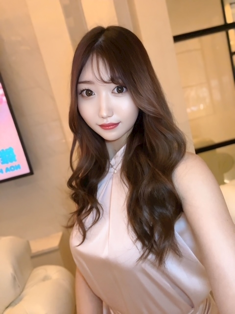 美波 ななみ