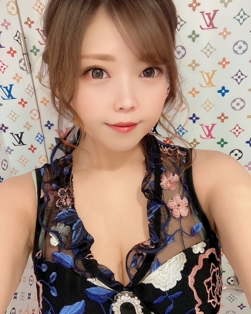 夏樹 あや
