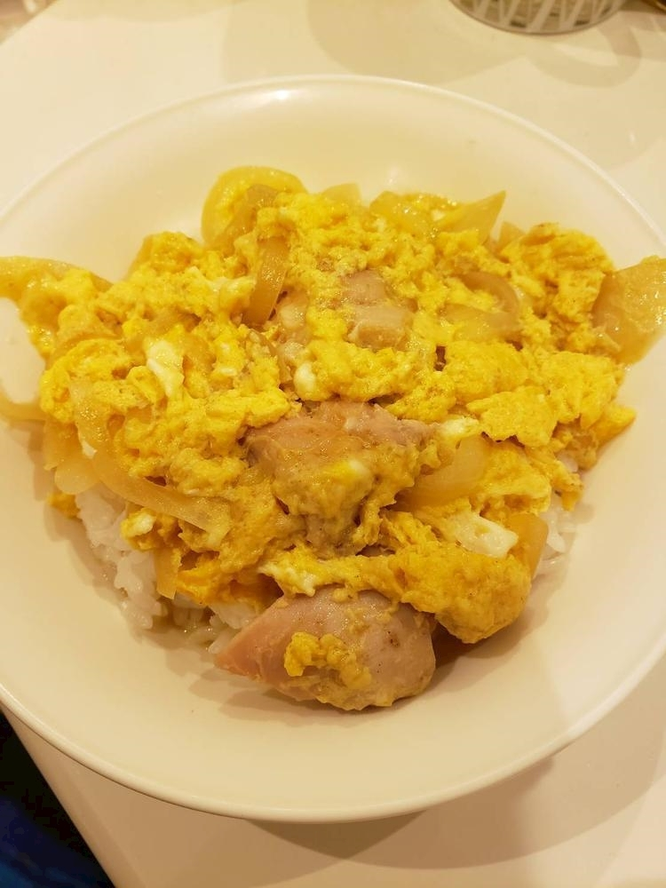 エミ （スタッフ）