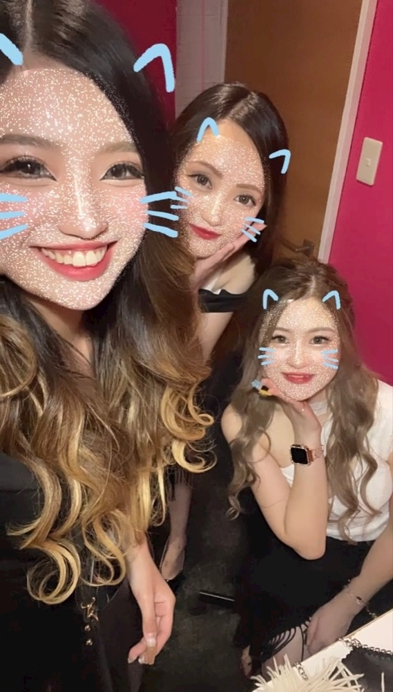 あや