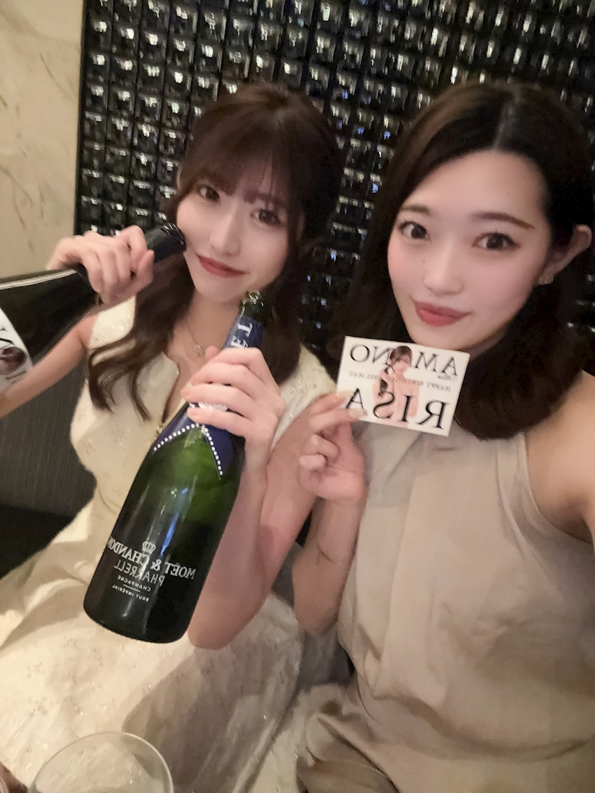 天乃 りさ
