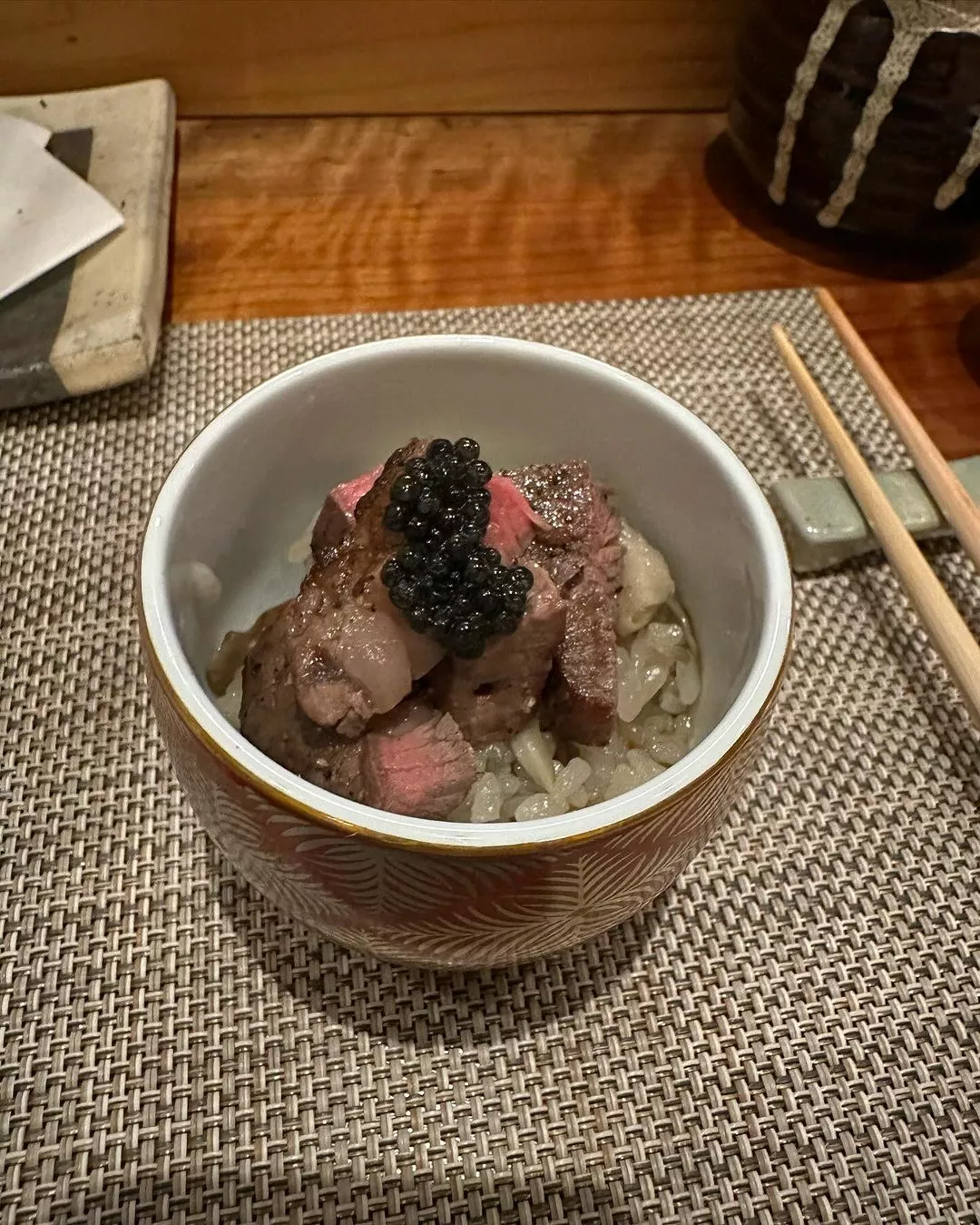 麻貴