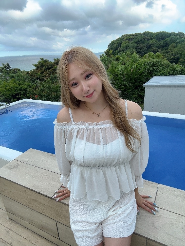 あや