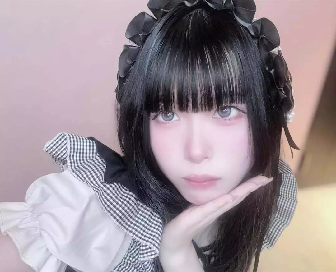 にゃる