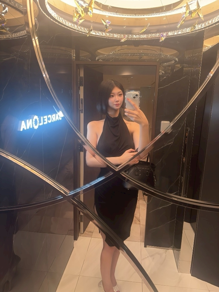 三鷹 真綺