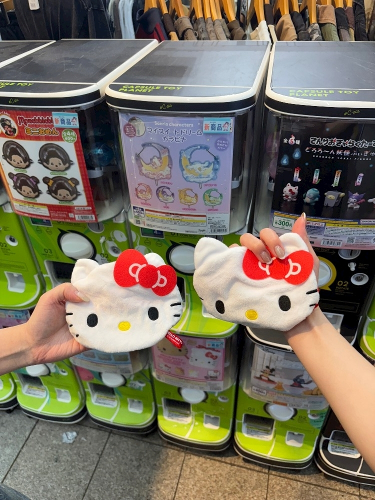 乙川 ゆあ