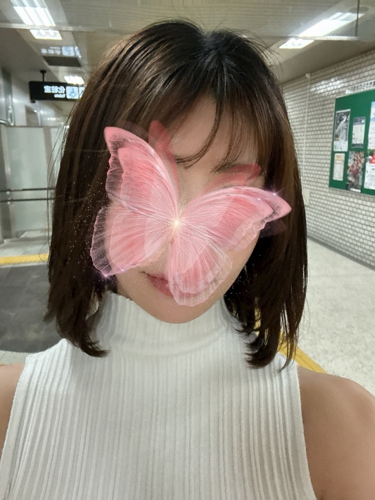 泉 りさ