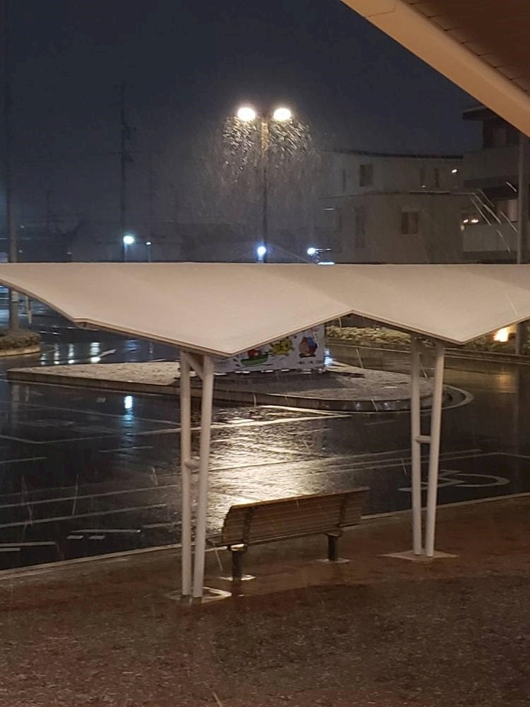 エミ （スタッフ）