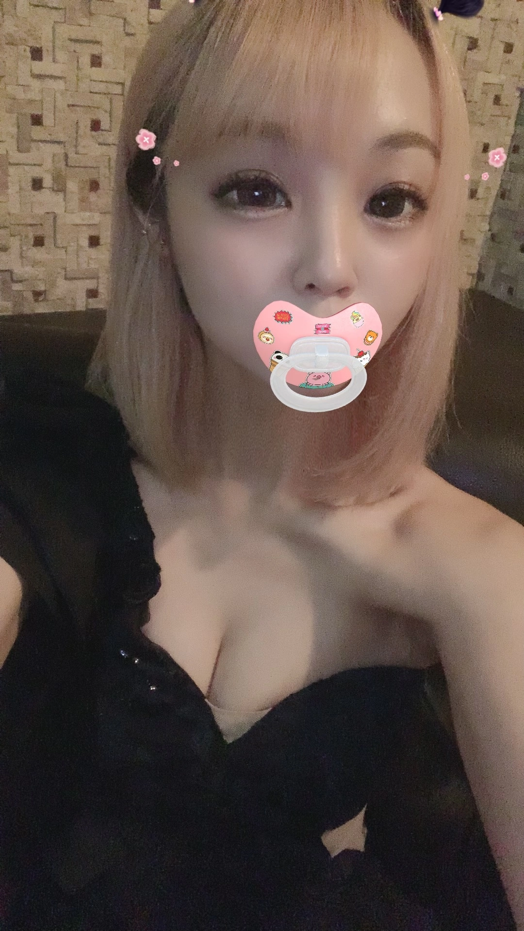 小川 真央