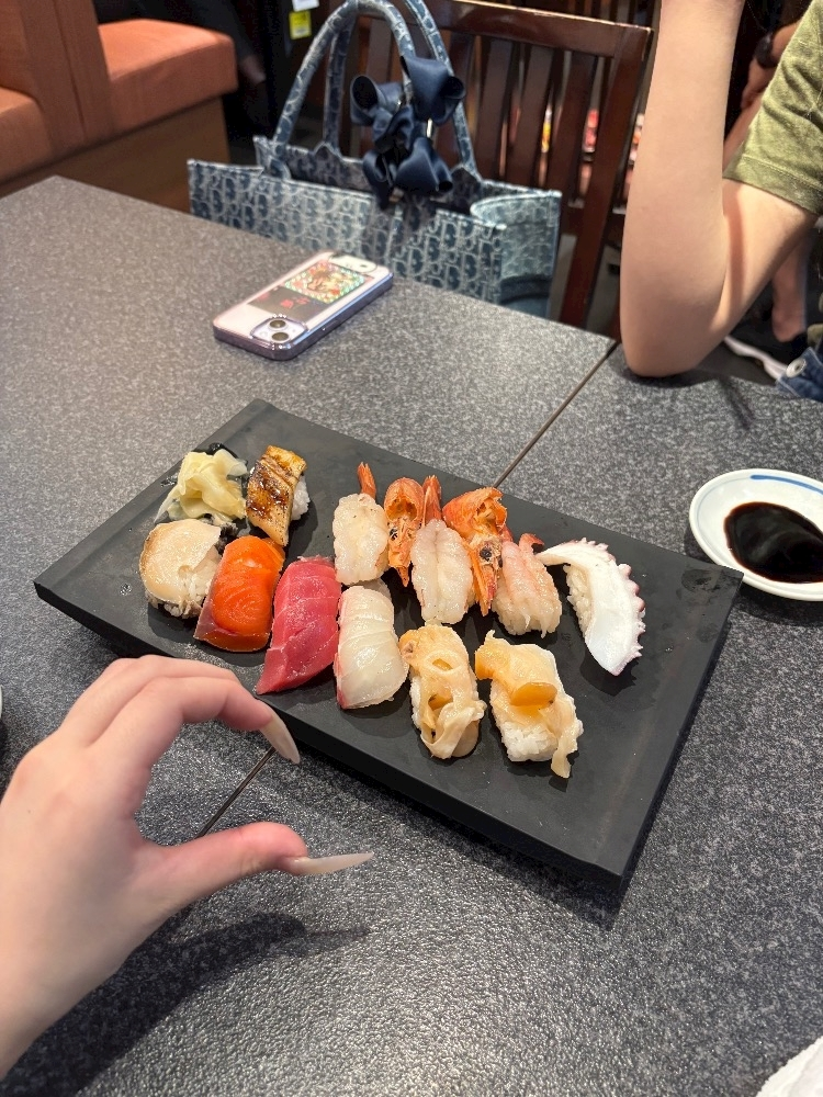 妃翠 まほ