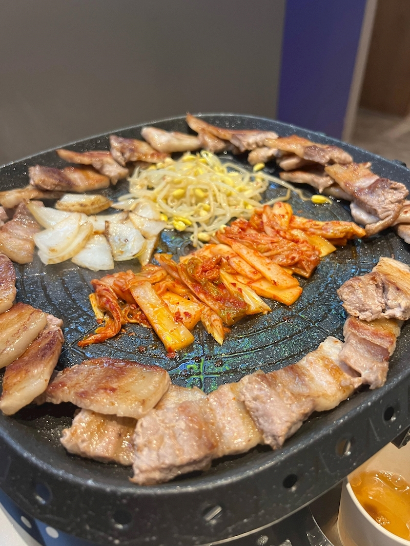 華月 まお