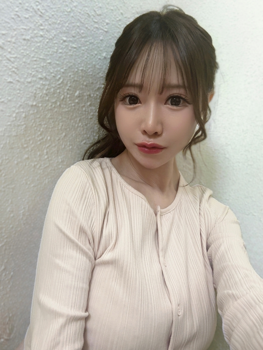 葉月 りほ