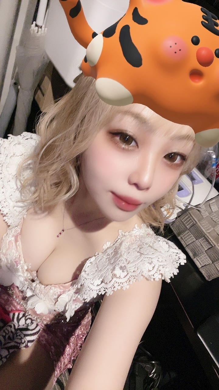 小川 真央