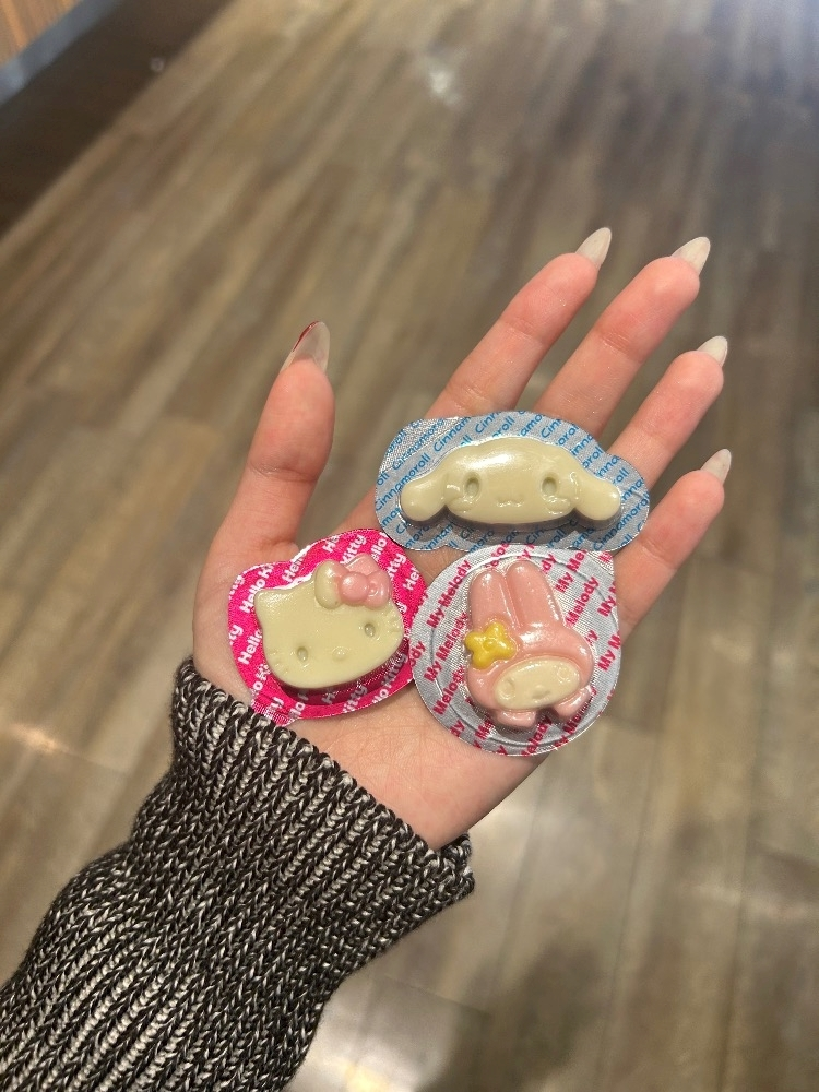 かびるんるんさわ