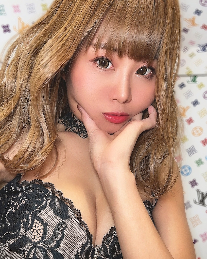 一条 彩由