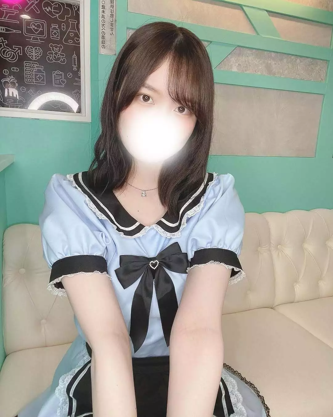 にこ