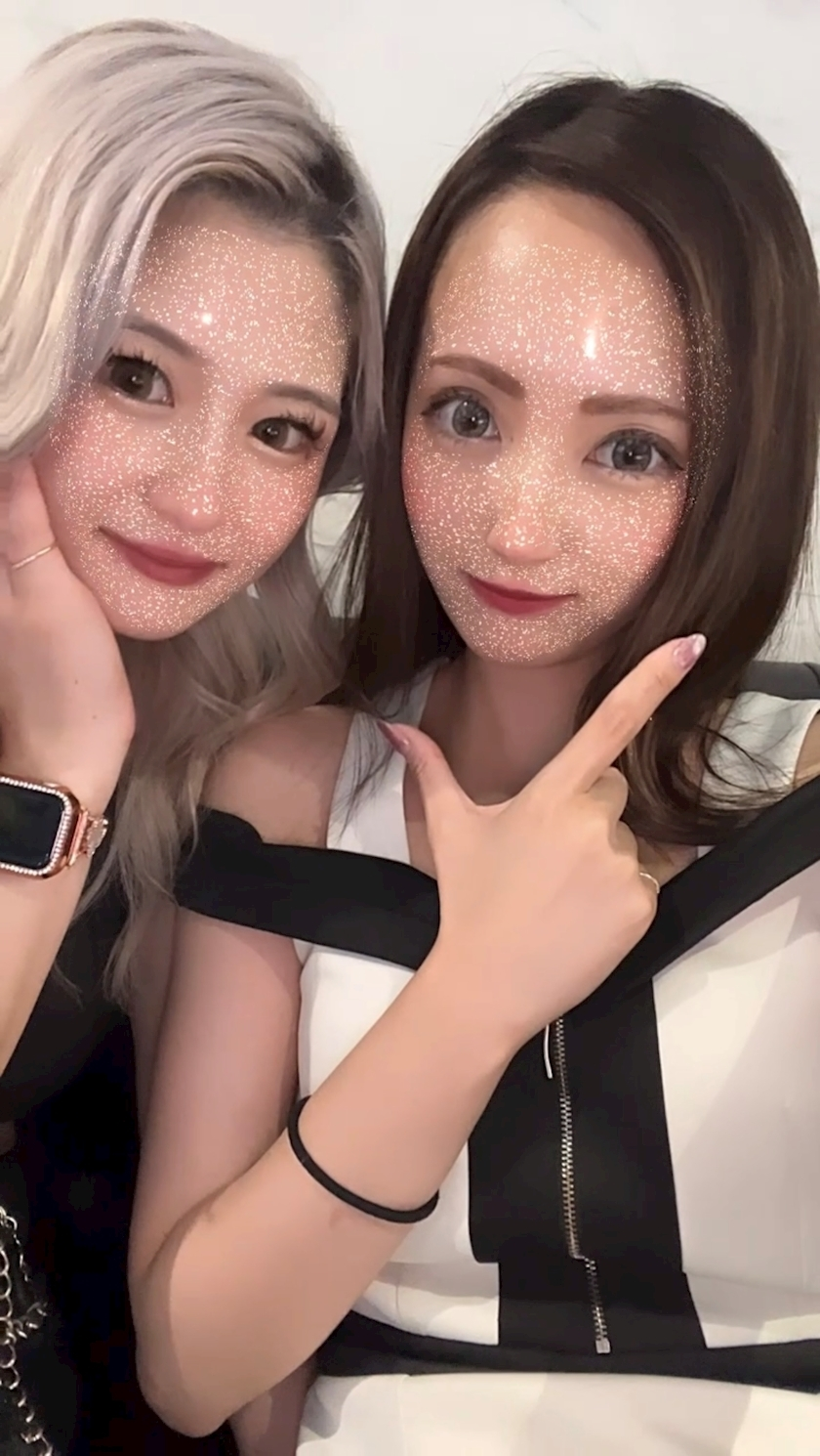 あや