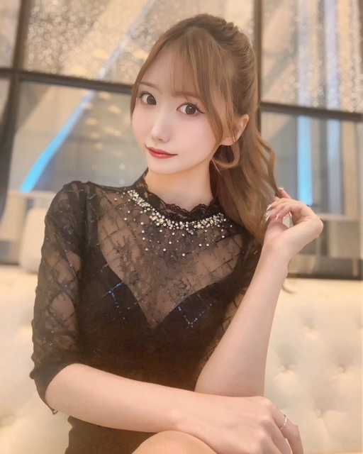 美波 ななみ