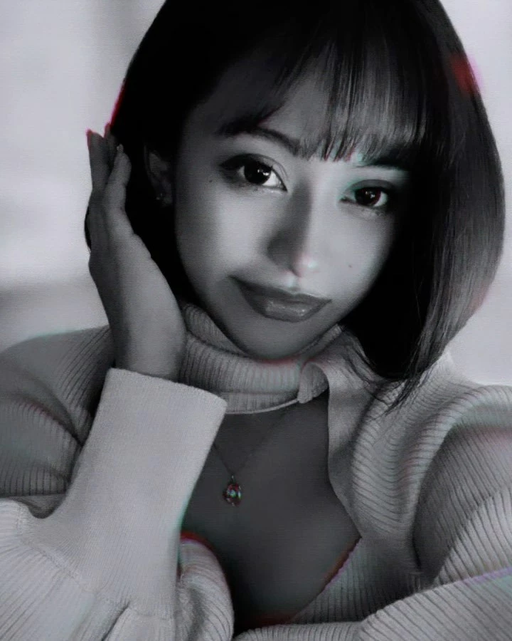 ニナ