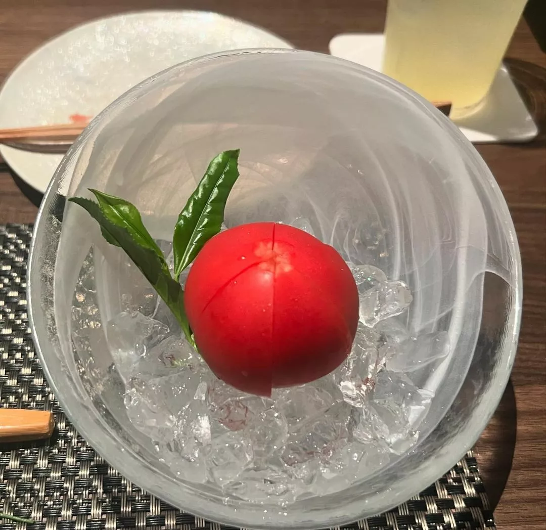 マユ