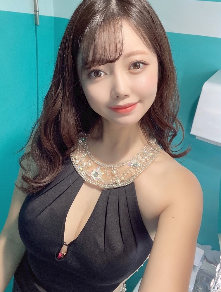 妃 えりな
