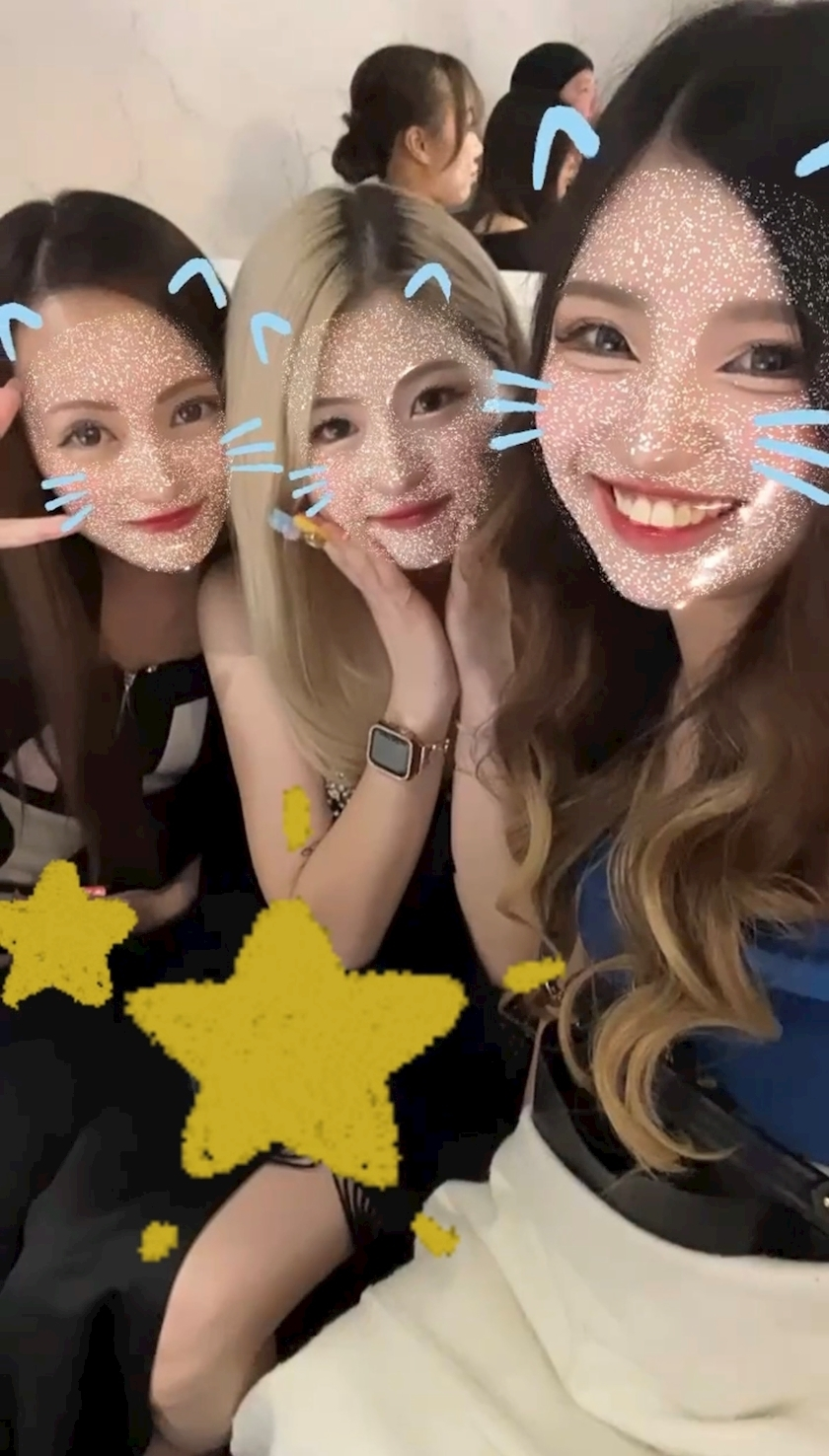 あや