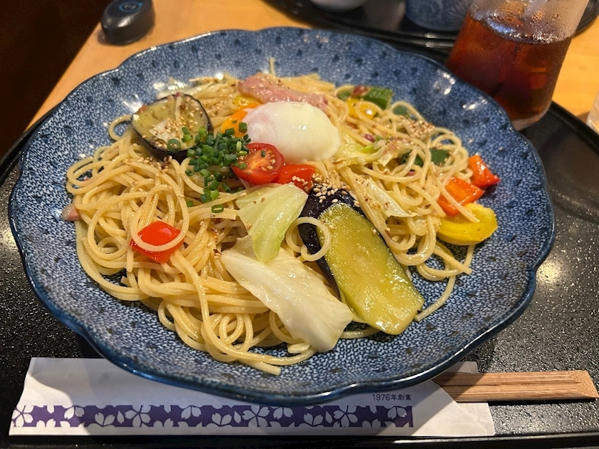 まや
