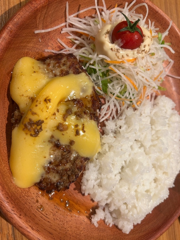 もも