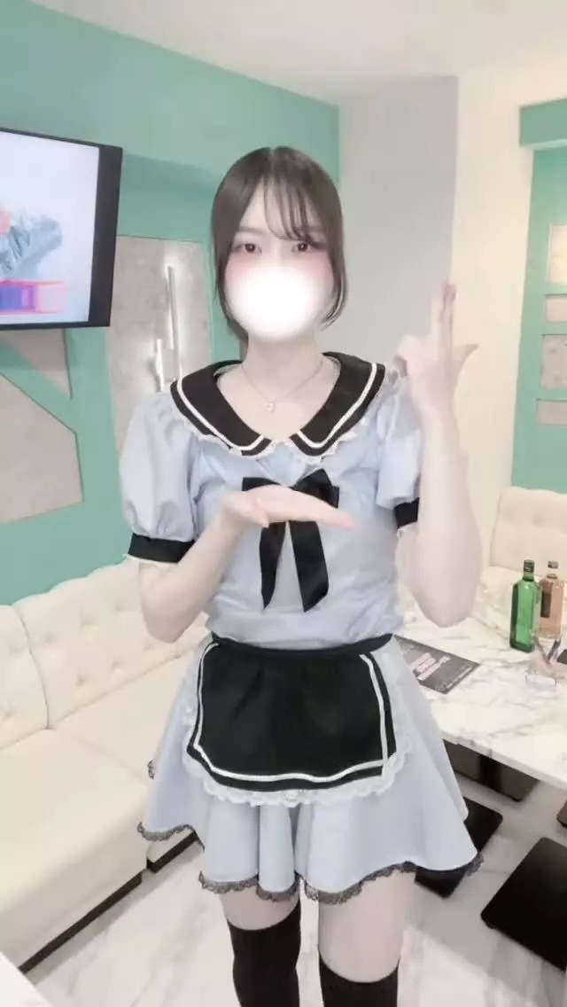 にこ